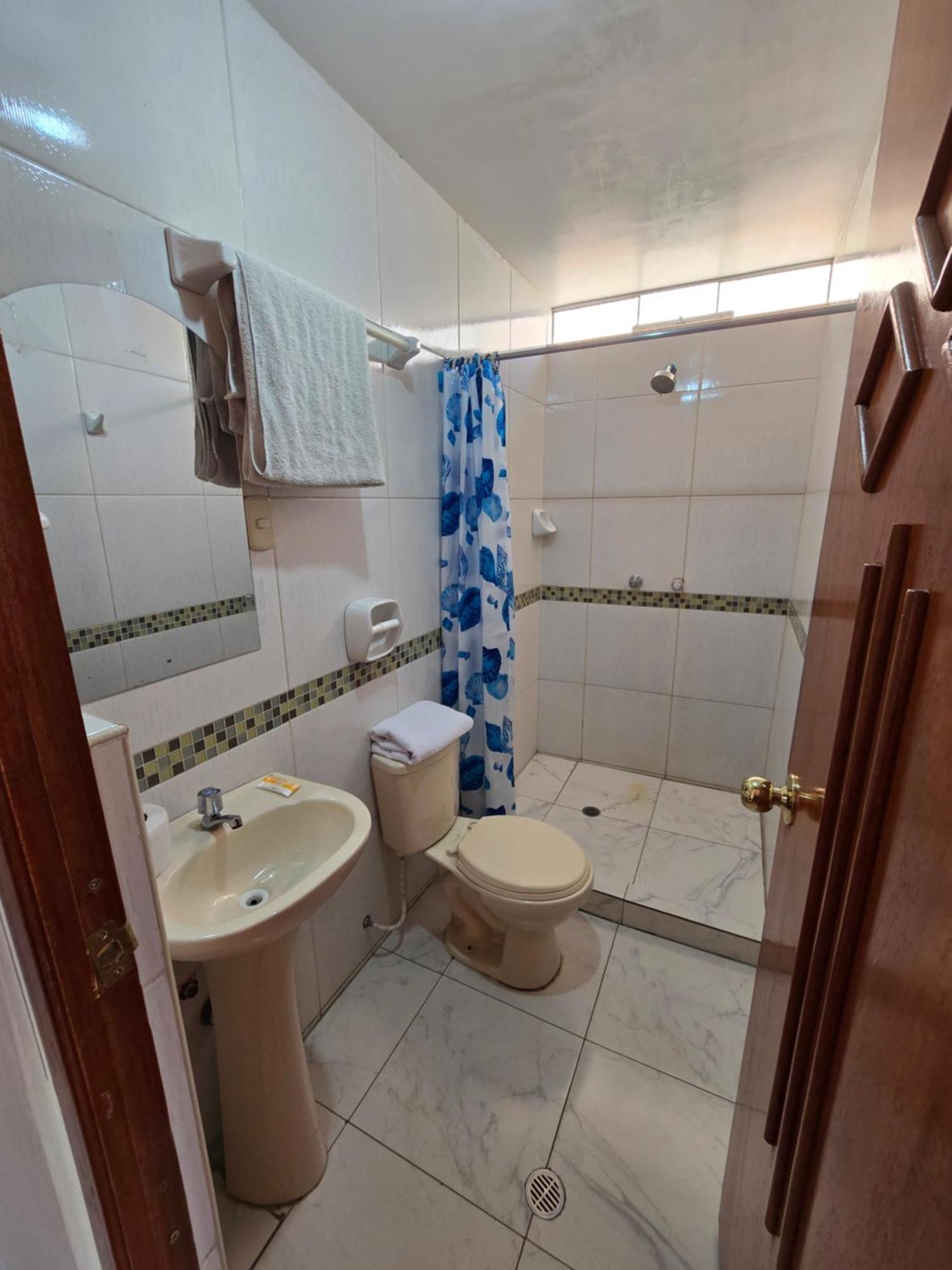 Hostal Acuarius Puno Exteriér fotografie