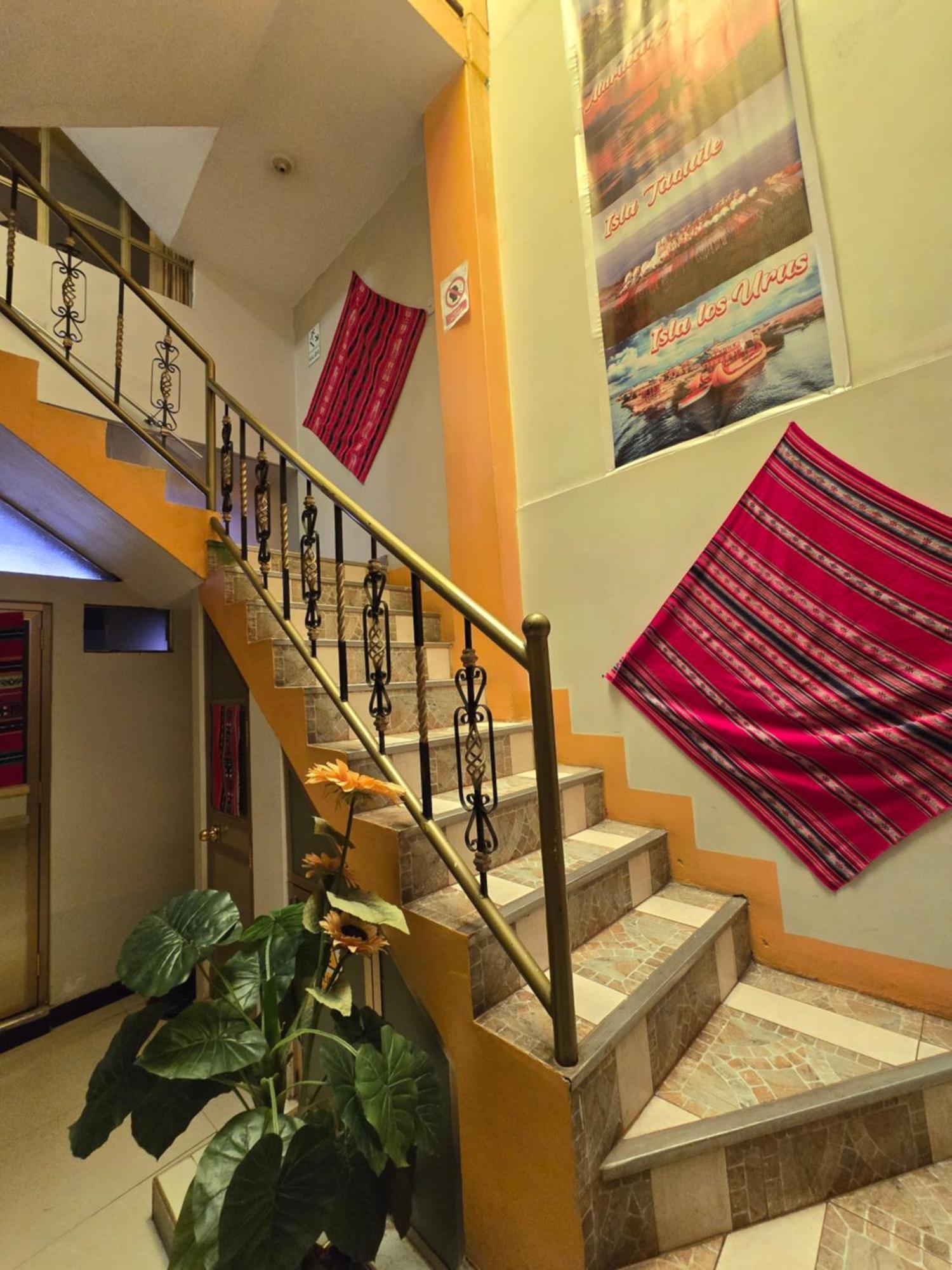 Hostal Acuarius Puno Exteriér fotografie