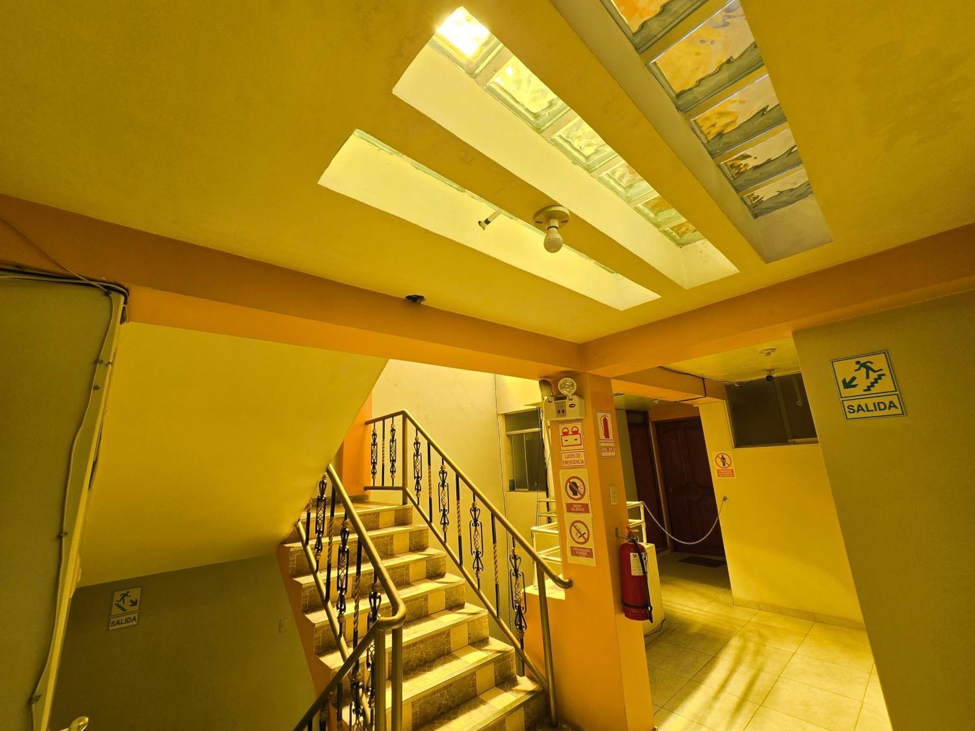 Hostal Acuarius Puno Exteriér fotografie